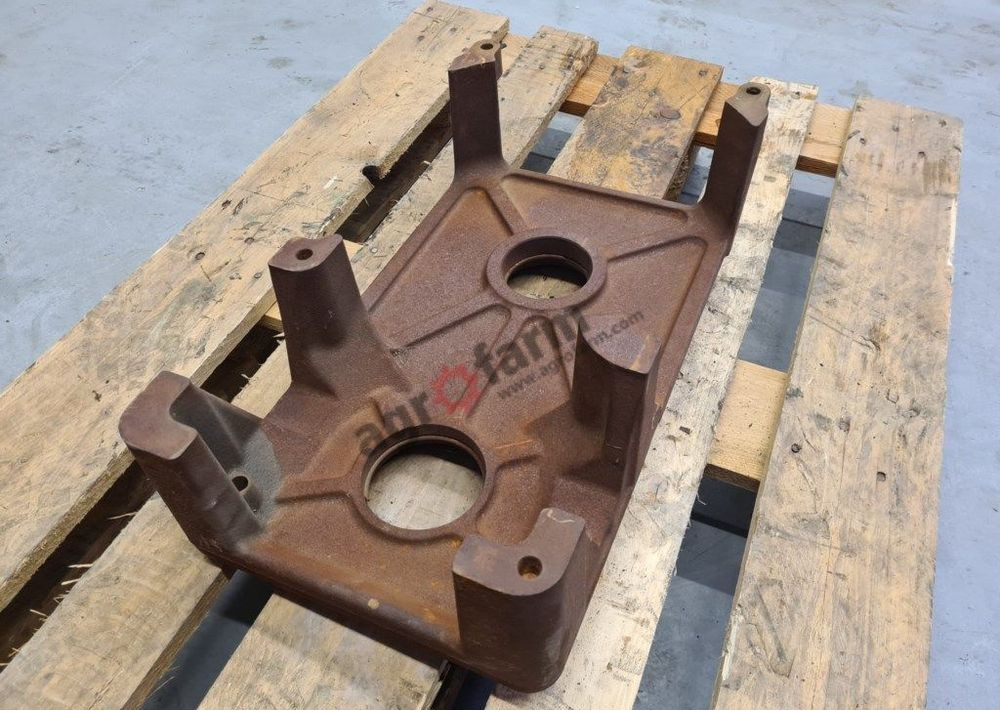 OBUDOWA PTO R196761 JOHN DEERE 7720 7820 7920 - 기어박스 : 사진 1 OBUDOWA PTO R196761 JOHN DEERE 7720 7820 7920 - 기어박스 : 사진 1