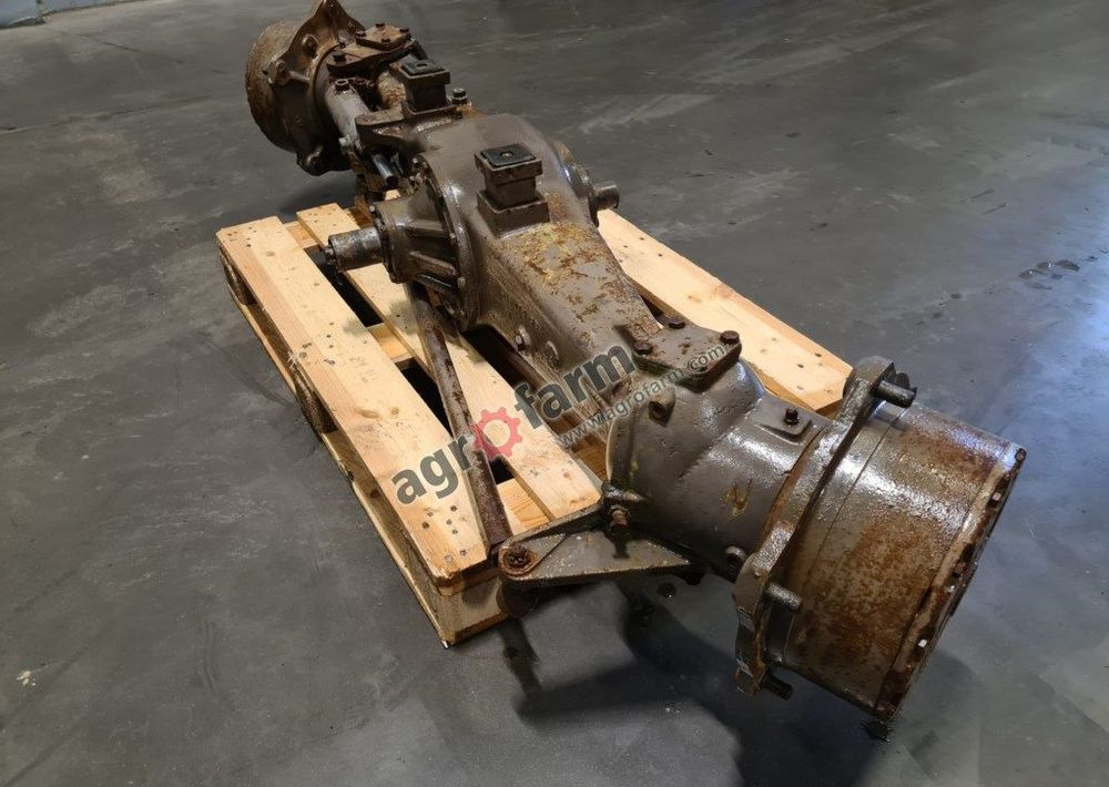 Przedni most Massey Ferguson 2620 - 변속기 : 사진 1 Przedni most Massey Ferguson 2620 - 변속기 : 사진 1
