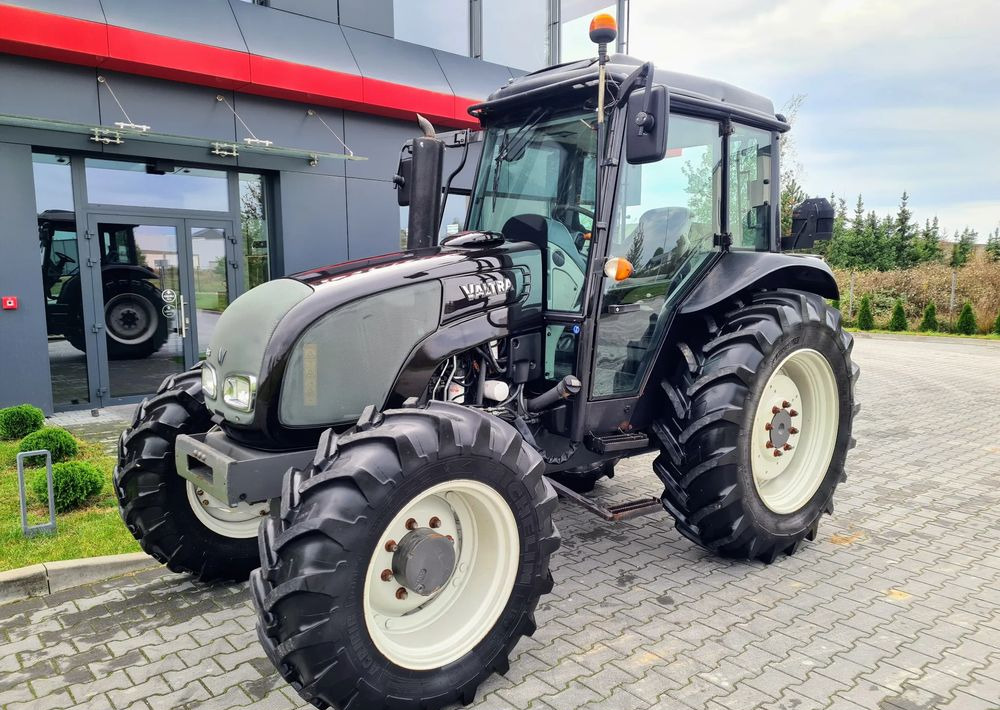 Valtra A93 - 장궤형 트랙터 : 사진 1 Valtra A93 - 장궤형 트랙터 : 사진 1