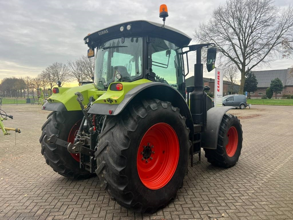 Claas Arion 610 CIS - 장궤형 트랙터 : 사진 5 Claas Arion 610 CIS - 장궤형 트랙터 : 사진 5