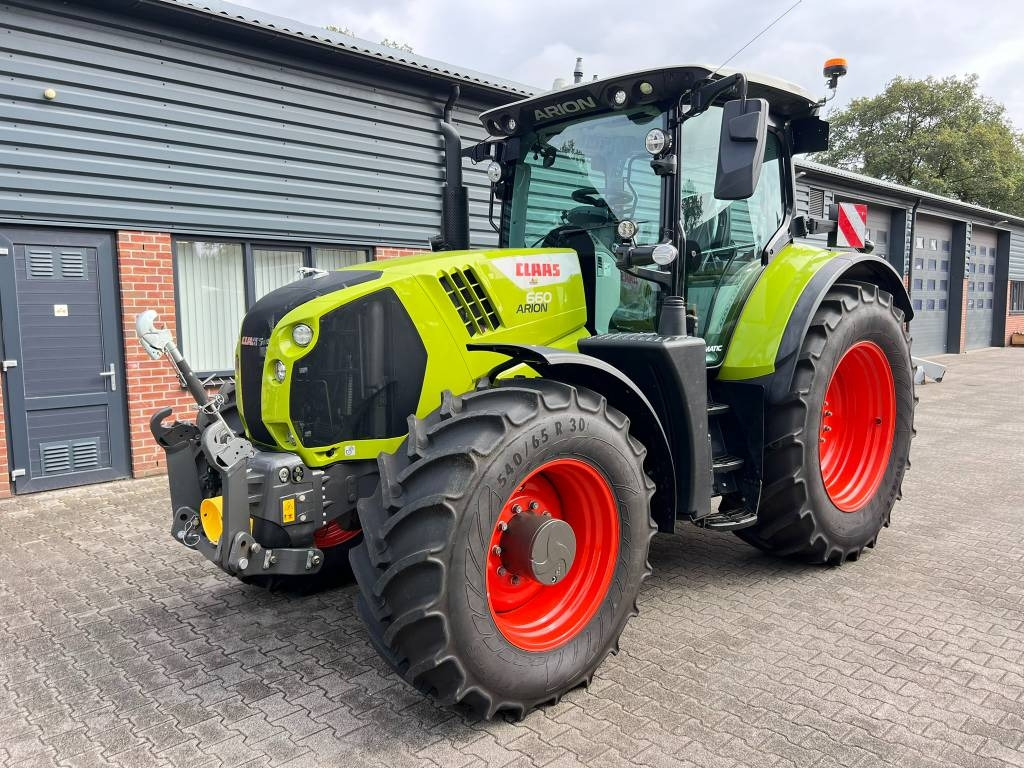 Claas Arion 660 - 장궤형 트랙터 : 사진 1 Claas Arion 660 - 장궤형 트랙터 : 사진 1