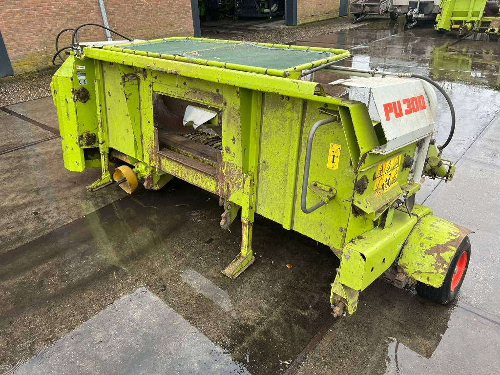 Claas PU 300 Gras pickup - 콤바인 헤더 트레일러 : 사진 4 Claas PU 300 Gras pickup - 콤바인 헤더 트레일러 : 사진 4