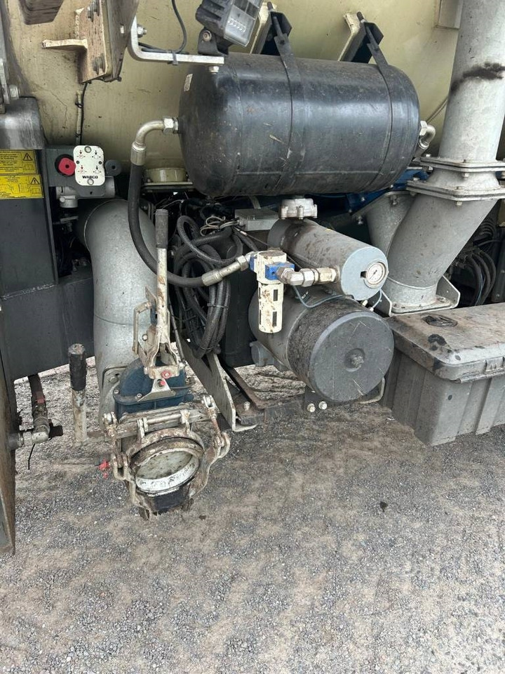 Kaweco Double Twin Shift 16 m3  - 슬러리 탱커 : 사진 4 Kaweco Double Twin Shift 16 m3  - 슬러리 탱커 : 사진 4