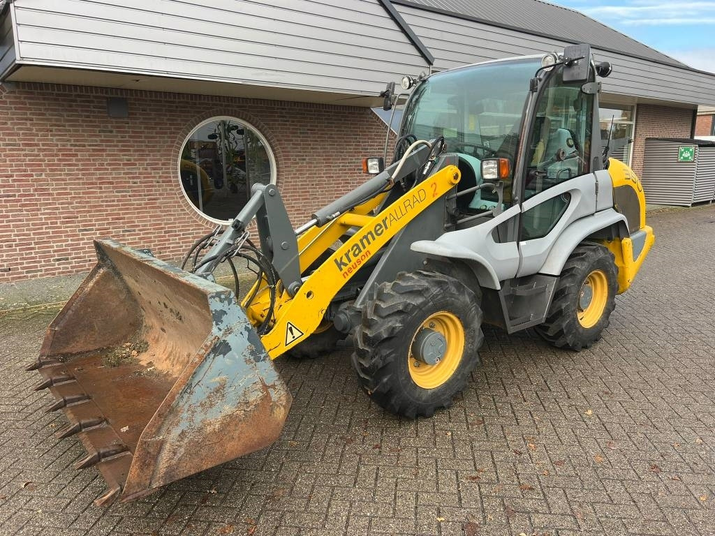 Kramer 380 shovel - 휠 로더 : 사진 1 Kramer 380 shovel - 휠 로더 : 사진 1
