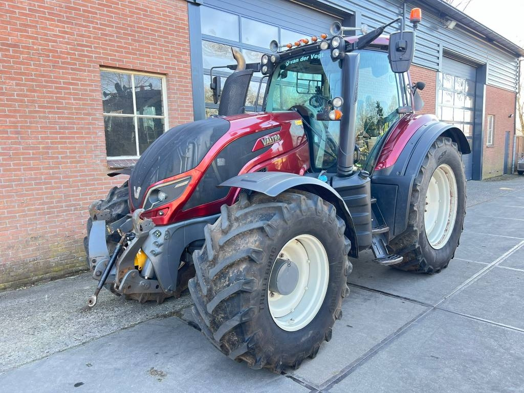 Valtra T 174 Versu - 장궤형 트랙터 : 사진 1 Valtra T 174 Versu - 장궤형 트랙터 : 사진 1