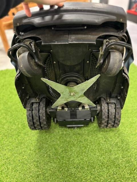 WIPER KXLS ROBOTMAAIER - 정원 모어 : 사진 4 WIPER KXLS ROBOTMAAIER - 정원 모어 : 사진 4