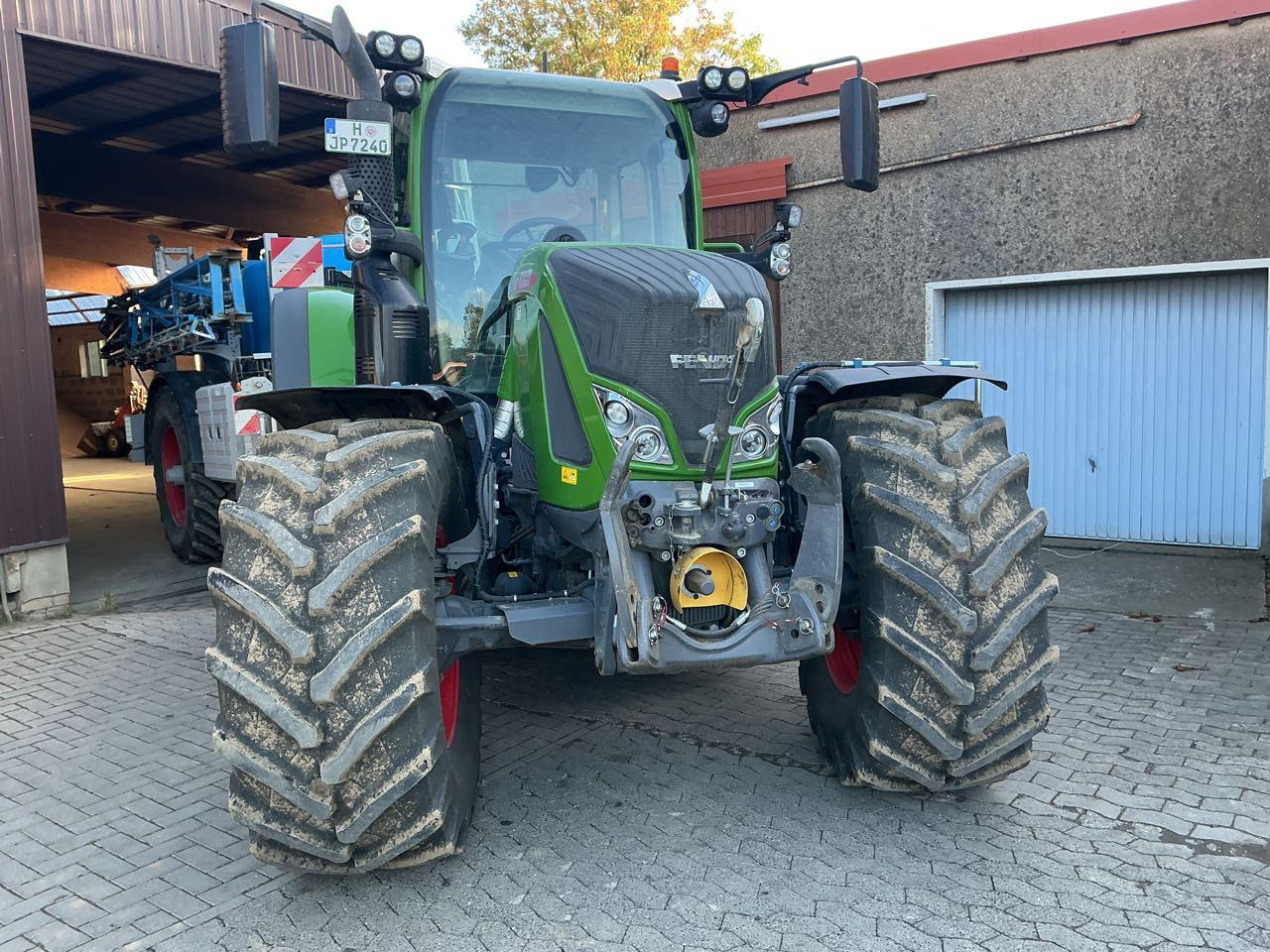 Fendt 724 Gen. 6 Profi Plus - 장궤형 트랙터 : 사진 2 Fendt 724 Gen. 6 Profi Plus - 장궤형 트랙터 : 사진 2
