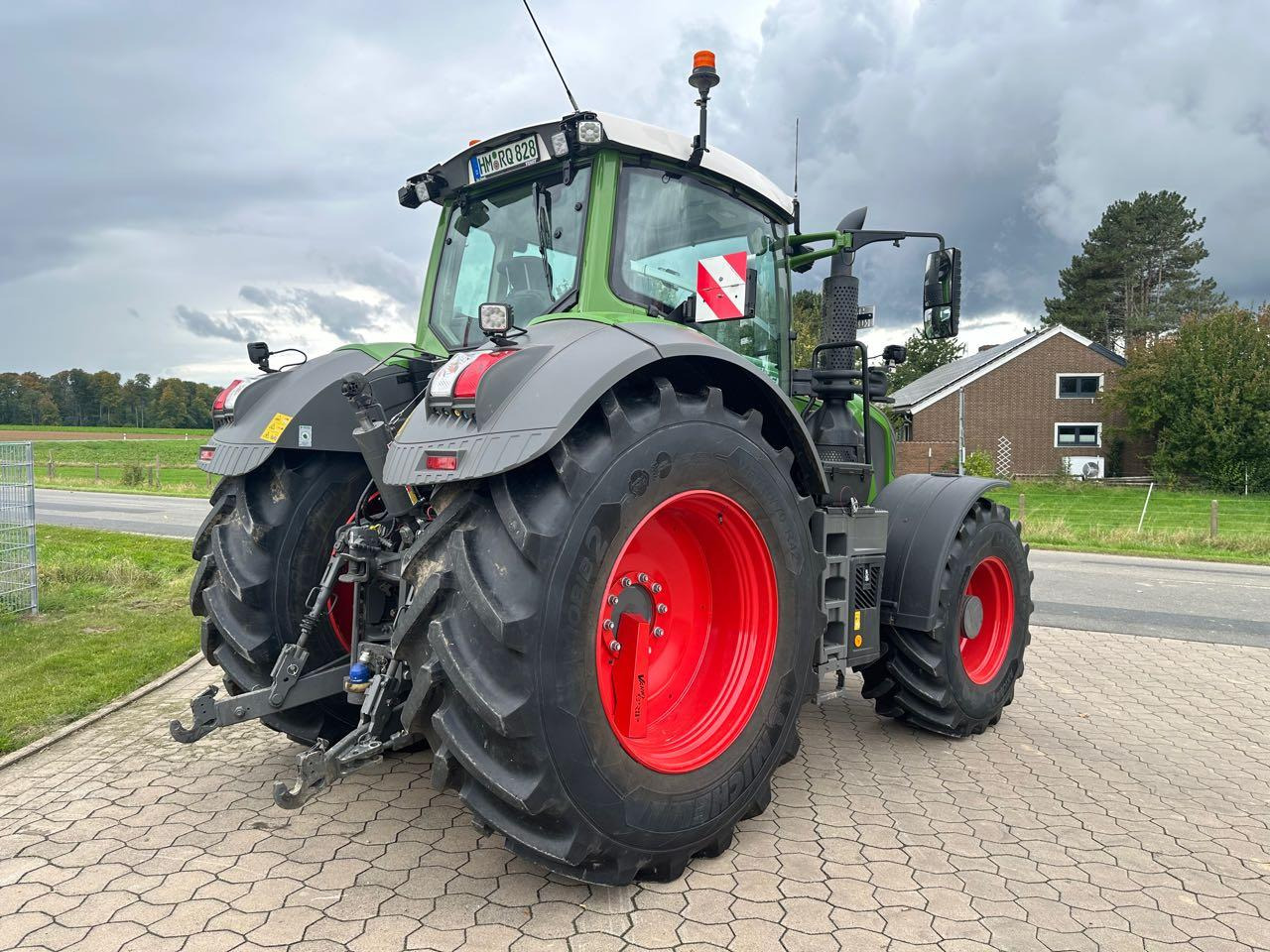 Fendt 828 S4 ProfiPlus - 장궤형 트랙터 : 사진 5 Fendt 828 S4 ProfiPlus - 장궤형 트랙터 : 사진 5