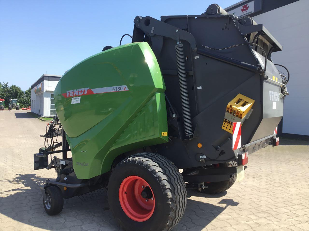 Fendt Rotana 4180 V Xtra - 원형 베일러 : 사진 5 Fendt Rotana 4180 V Xtra - 원형 베일러 : 사진 5