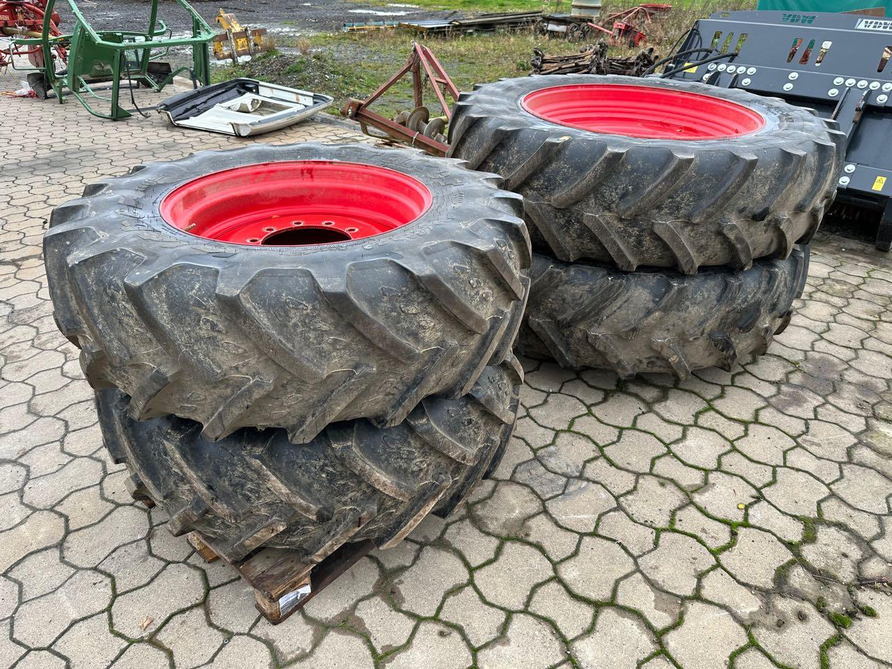 Firestone Komplettsatz 420/85 R30 + 460/85 R42 - 타이어 : 사진 2 Firestone Komplettsatz 420/85 R30 + 460/85 R42 - 타이어 : 사진 2