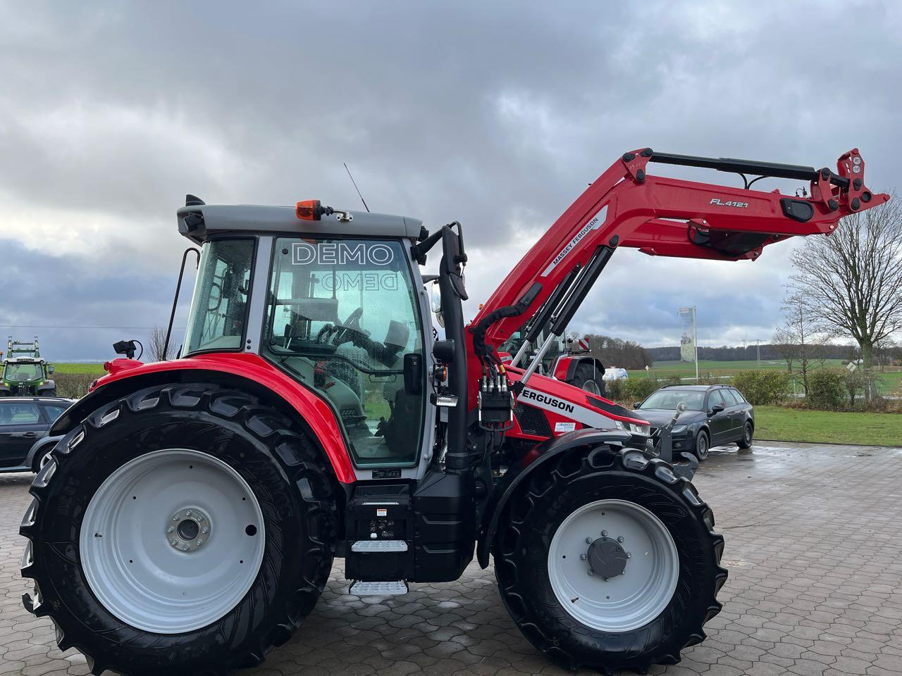 Massey Ferguson 5S. 125 Dyna-6 - 장궤형 트랙터 : 사진 2 Massey Ferguson 5S. 125 Dyna-6 - 장궤형 트랙터 : 사진 2