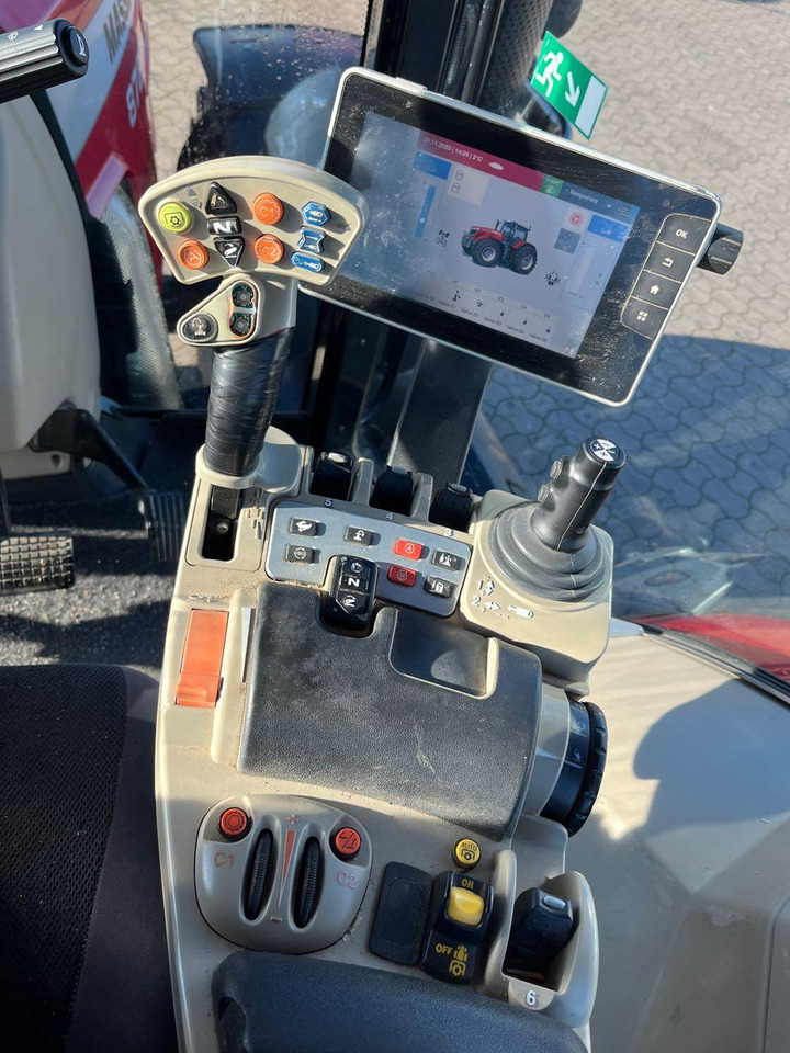 Massey Ferguson 8727 Dyna-VT - 장궤형 트랙터 : 사진 5 Massey Ferguson 8727 Dyna-VT - 장궤형 트랙터 : 사진 5