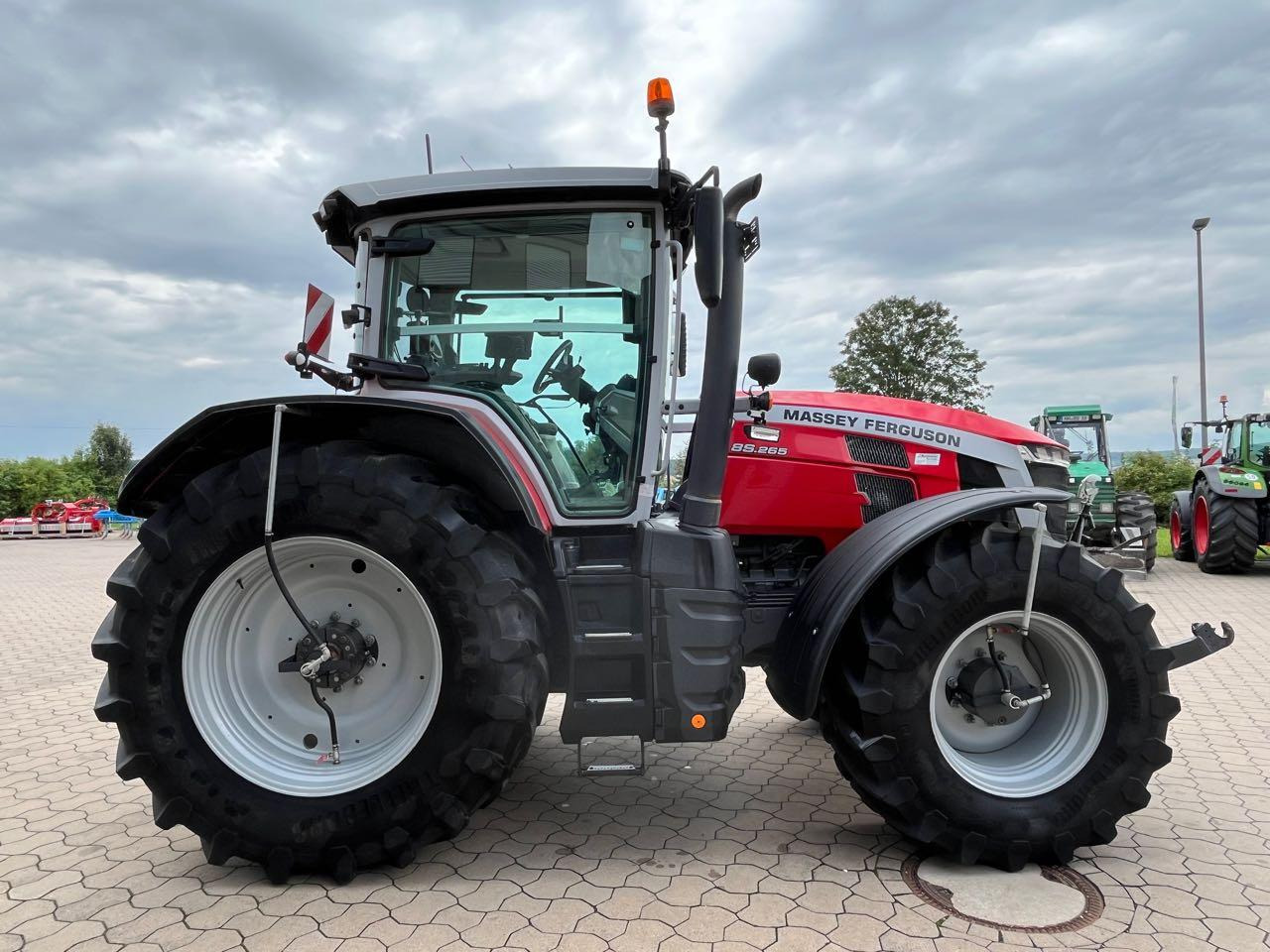 Massey Ferguson 8S.265 Dyna E-Power Exclusive - 장궤형 트랙터 : 사진 2 Massey Ferguson 8S.265 Dyna E-Power Exclusive - 장궤형 트랙터 : 사진 2