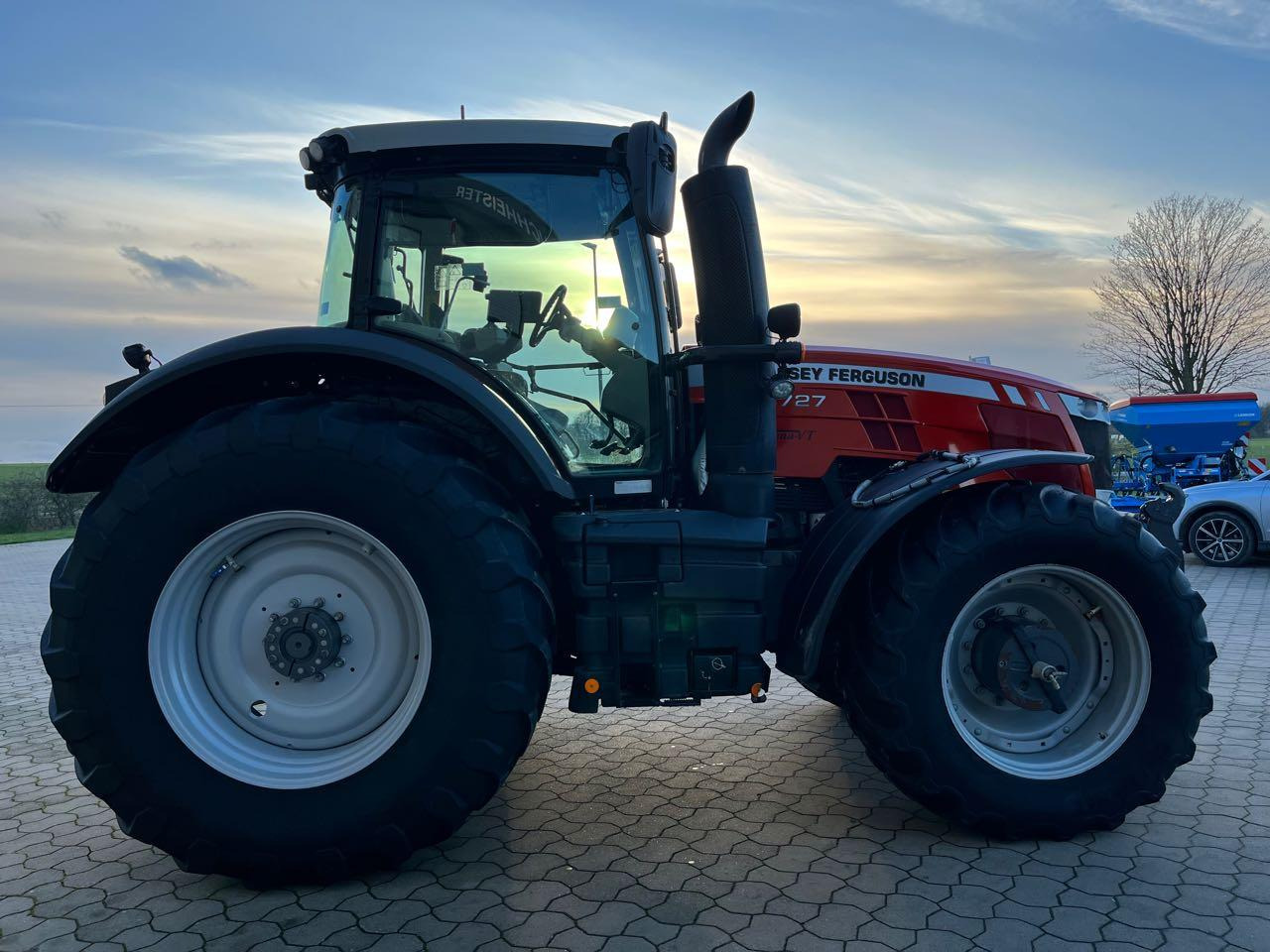 Massey Ferguson MF 8727 Dyna-VT - 장궤형 트랙터 : 사진 3 Massey Ferguson MF 8727 Dyna-VT - 장궤형 트랙터 : 사진 3