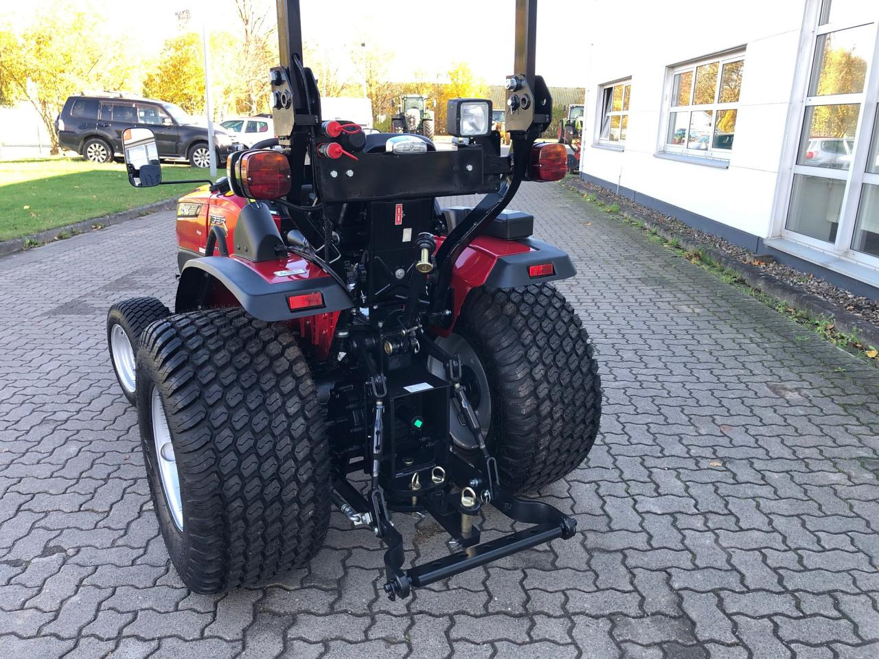 Solis 26 6+2 Tiger - 장궤형 트랙터 : 사진 5 Solis 26 6+2 Tiger - 장궤형 트랙터 : 사진 5