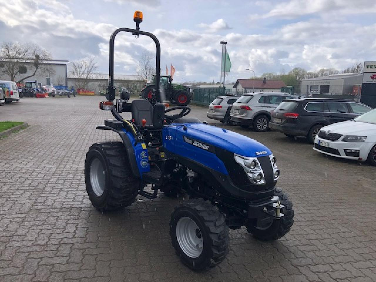 Solis 26+ Seitenschalter - 장궤형 트랙터 : 사진 3 Solis 26+ Seitenschalter - 장궤형 트랙터 : 사진 3