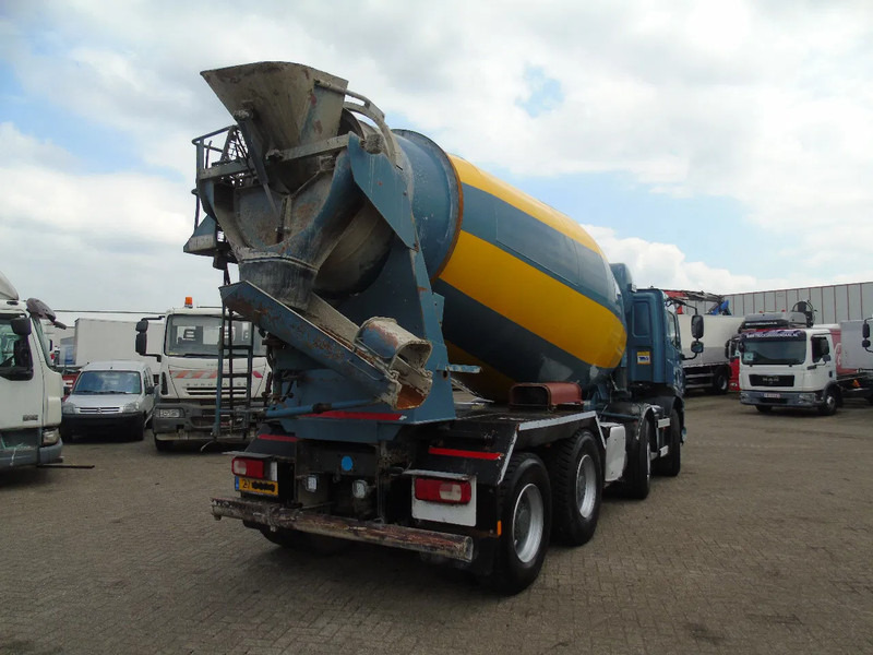 DAF CF 400 + 8X4 + MANUAL + SPRINGS + EURO 6 - 콘크리트 펌프 트럭 : 사진 5 DAF CF 400 + 8X4 + MANUAL + SPRINGS + EURO 6 - 콘크리트 펌프 트럭 : 사진 5