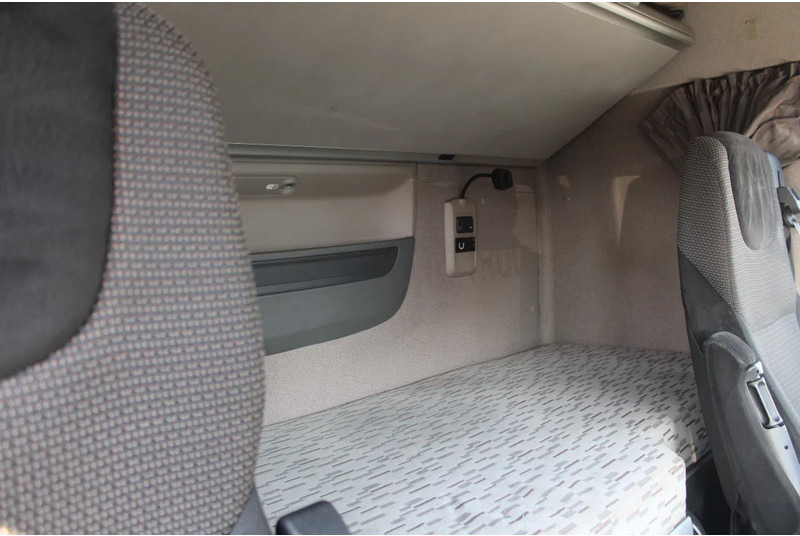 트랙터 유닛 DAF XF 106.460 + EURO 6 : 사진 6
