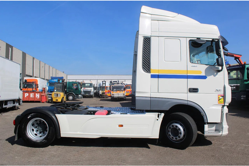 트랙터 유닛 DAF XF 106.460 + EURO 6 : 사진 8