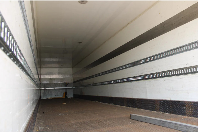 Groenewegen 3x BPW +3 TONS lift - 밀폐형 박스 세미 트레일러 : 사진 5 Groenewegen 3x BPW +3 TONS lift - 밀폐형 박스 세미 트레일러 : 사진 5