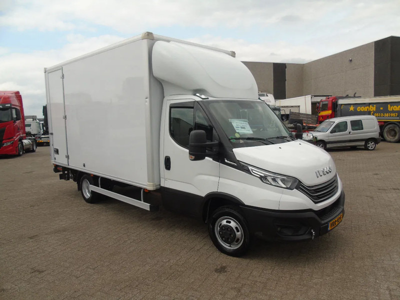 Iveco Daily 40 C18 + LIFT - 박스 밴 : 사진 2 Iveco Daily 40 C18 + LIFT - 박스 밴 : 사진 2