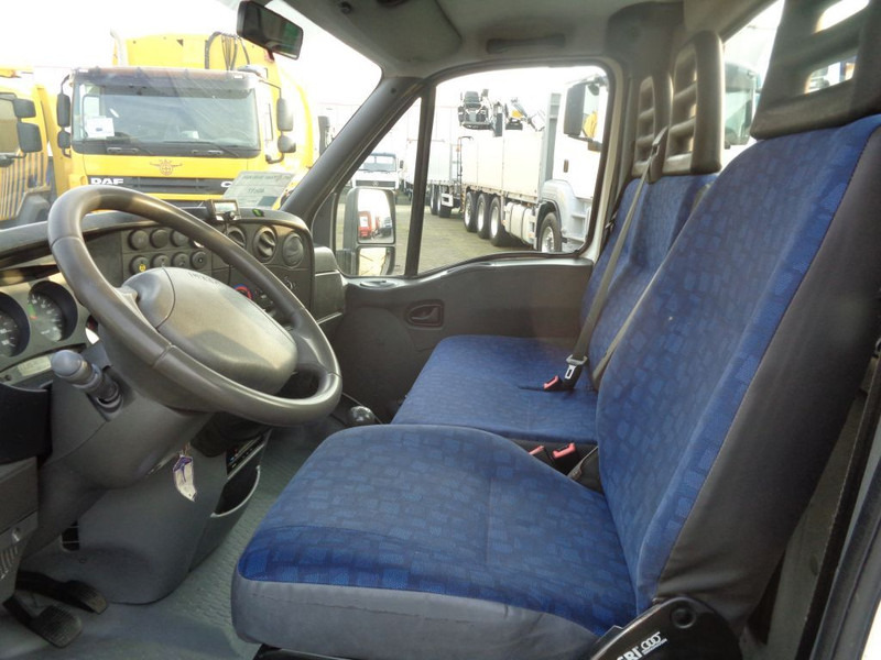 Iveco Daily reserved !!! 40C17 + Manual - 플랫베드 밴 : 사진 4 Iveco Daily reserved !!! 40C17 + Manual - 플랫베드 밴 : 사진 4