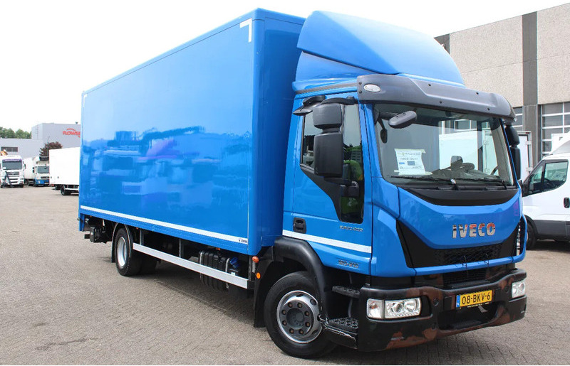 Iveco Eurocargo 120E18 + LIFT + EURO 6 + 10 PIECES IN STOCK - 박스 트럭 : 사진 2 Iveco Eurocargo 120E18 + LIFT + EURO 6 + 10 PIECES IN STOCK - 박스 트럭 : 사진 2