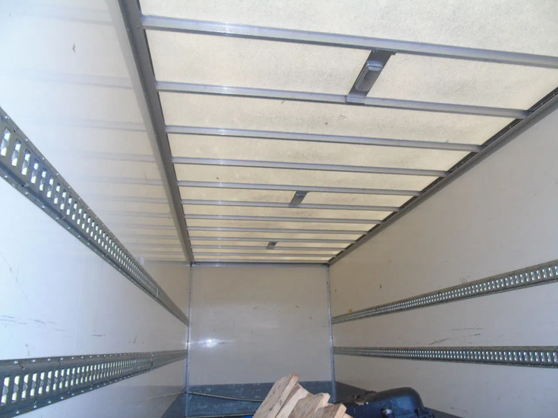 Iveco Eurocargo 120E19 + euro 6 + lift + BROKEN ENGINE - 박스 트럭 : 사진 3 Iveco Eurocargo 120E19 + euro 6 + lift + BROKEN ENGINE - 박스 트럭 : 사진 3