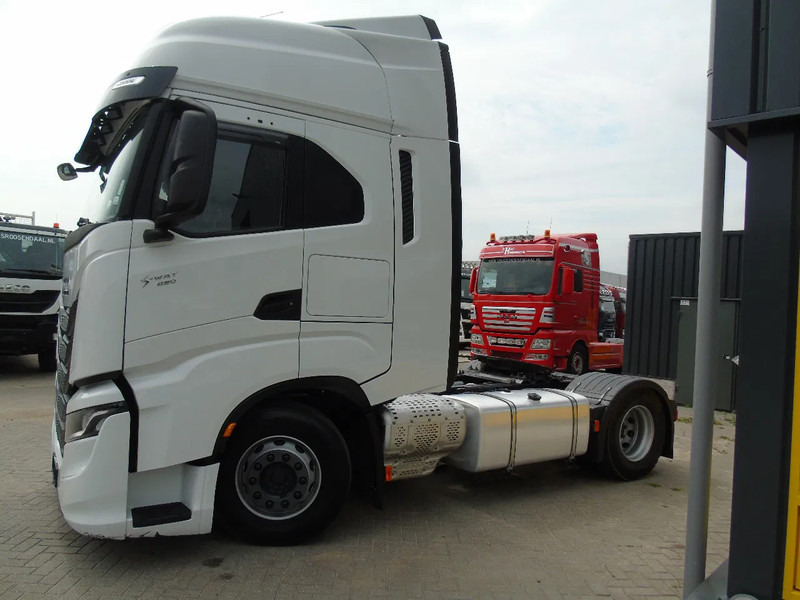 Iveco S-WAY 490 + RETARDER + 93.000KM - 트랙터 유닛 : 사진 4 Iveco S-WAY 490 + RETARDER + 93.000KM - 트랙터 유닛 : 사진 4