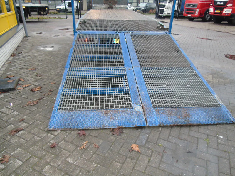 Iveco Stralis 310 EEV + HYDRO RAMPS + 6X2 + EURO 5 - 자동 운반 장치 트럭 : 사진 4 Iveco Stralis 310 EEV + HYDRO RAMPS + 6X2 + EURO 5 - 자동 운반 장치 트럭 : 사진 4