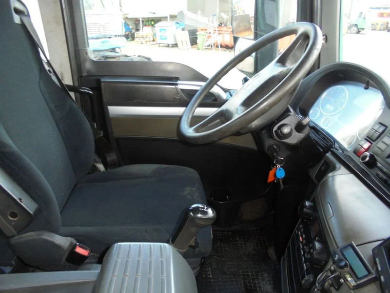 MAN TGS 26.440 Euro 5 + Manual + Hiab 288 E-5 Crane +JIB 4 + 6X4+REMOTE - 크레인 트럭 : 사진 4 MAN TGS 26.440 Euro 5 + Manual + Hiab 288 E-5 Crane +JIB 4 + 6X4+REMOTE - 크레인 트럭 : 사진 4