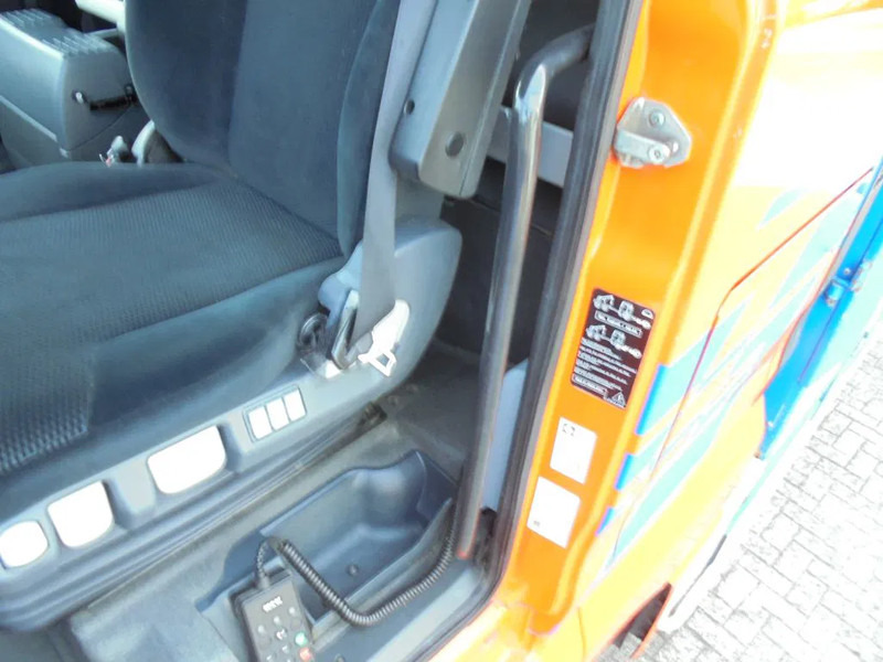 커튼사이더 트럭 MAN TGS 26.440 + Euro 5 + Manual : 사진 15