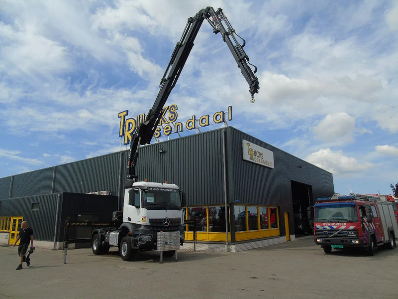 Mercedes-Benz Arocs 2051 + 4X4 + HIAB 302 E6 / JIB 70 X 4 + 10 EXTENTSIONS (512hours) - 크레인 트럭 : 사진 3 Mercedes-Benz Arocs 2051 + 4X4 + HIAB 302 E6 / JIB 70 X 4 + 10 EXTENTSIONS (512hours) - 크레인 트럭 : 사진 3