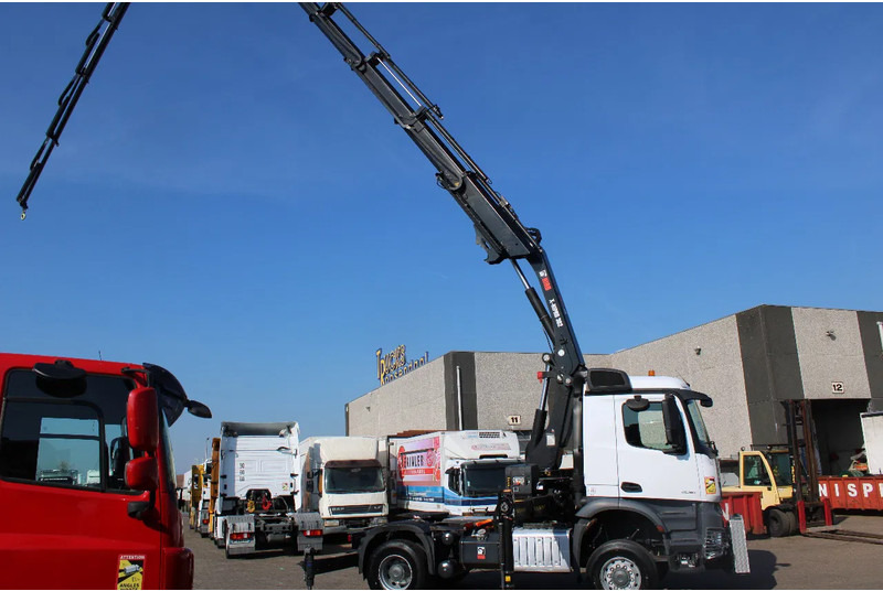 Mercedes-Benz Arocs 2051 + 4X4 + HIAB 302 E6 / JIB 70 X 4 + 10 EXTENTSIONS / NEW!! - 트랙터 유닛 : 사진 2 Mercedes-Benz Arocs 2051 + 4X4 + HIAB 302 E6 / JIB 70 X 4 + 10 EXTENTSIONS / NEW!! - 트랙터 유닛 : 사진 2