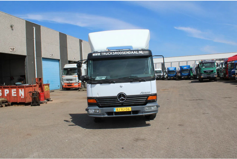 Mercedes-Benz Atego 918 + MANUAL + EURO 2 - 캡 새시 트럭 : 사진 5 Mercedes-Benz Atego 918 + MANUAL + EURO 2 - 캡 새시 트럭 : 사진 5