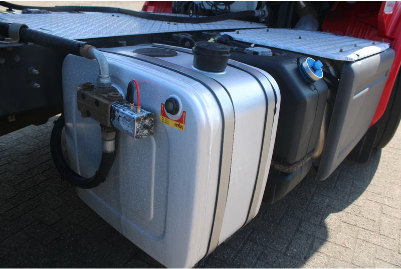 트랙터 유닛 Scania R 520 + V8 + PTO + SPECIAL EDITION : 사진 10 트랙터 유닛 Scania R 520 + V8 + PTO + SPECIAL EDITION : 사진 10