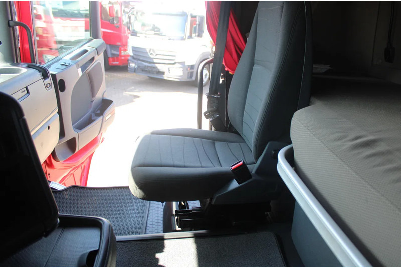 트랙터 유닛 Scania R 520 + V8 + PTO + SPECIAL EDITION : 사진 9 트랙터 유닛 Scania R 520 + V8 + PTO + SPECIAL EDITION : 사진 9