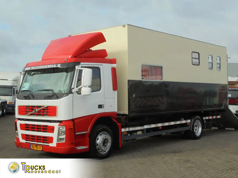 Volvo FM 9.310 + Euro 5 + Manual + Horse transport - 컨테이너 운반 장치/ 스와프 보디 트럭 : 사진 1 Volvo FM 9.310 + Euro 5 + Manual + Horse transport - 컨테이너 운반 장치/ 스와프 보디 트럭 : 사진 1
