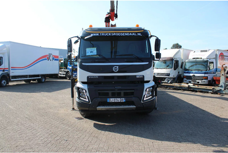 Volvo FMX 420 + PALFINGER 34002 SH F + 8X4 + EURO 6 + STEERING - 크레인 트럭 : 사진 4 Volvo FMX 420 + PALFINGER 34002 SH F + 8X4 + EURO 6 + STEERING - 크레인 트럭 : 사진 4