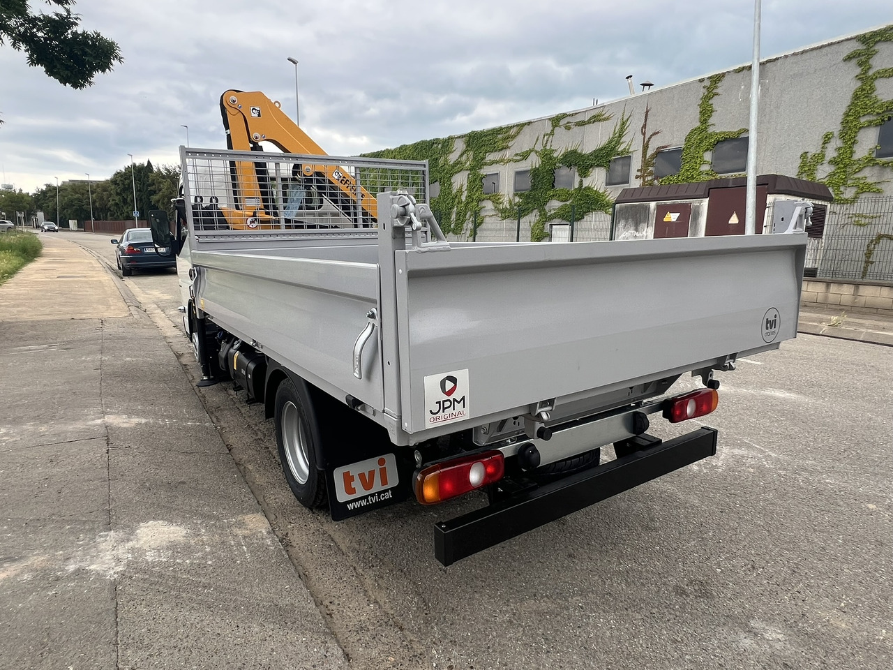 FUSO 35 3S - 크레인 트럭 : 사진 5 FUSO 35 3S - 크레인 트럭 : 사진 5