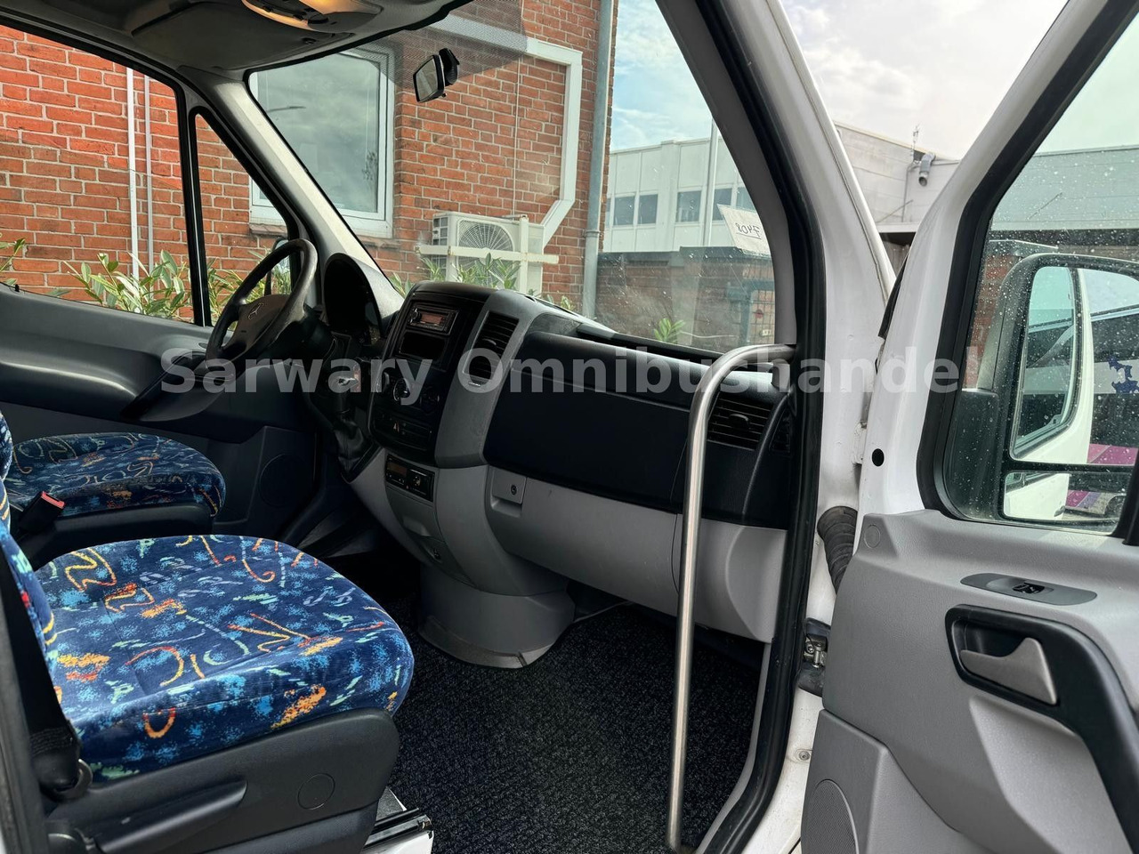 소형 버스, 승합차 Mercedes-Benz 516 CDI Sprinter*Euro 5* Klima*17 Sitze*Lift*519 : 사진 30 소형 버스, 승합차 Mercedes-Benz 516 CDI Sprinter*Euro 5* Klima*17 Sitze*Lift*519 : 사진 30