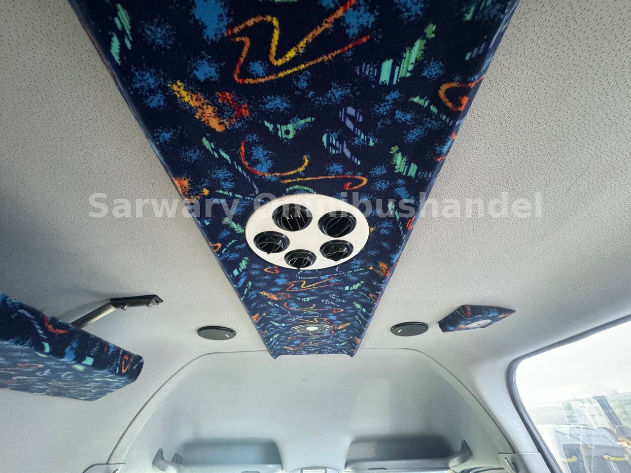 소형 버스, 승합차 Mercedes-Benz 516 CDI Sprinter*Euro 5* Klima*17 Sitze*Lift*519 : 사진 25 소형 버스, 승합차 Mercedes-Benz 516 CDI Sprinter*Euro 5* Klima*17 Sitze*Lift*519 : 사진 25