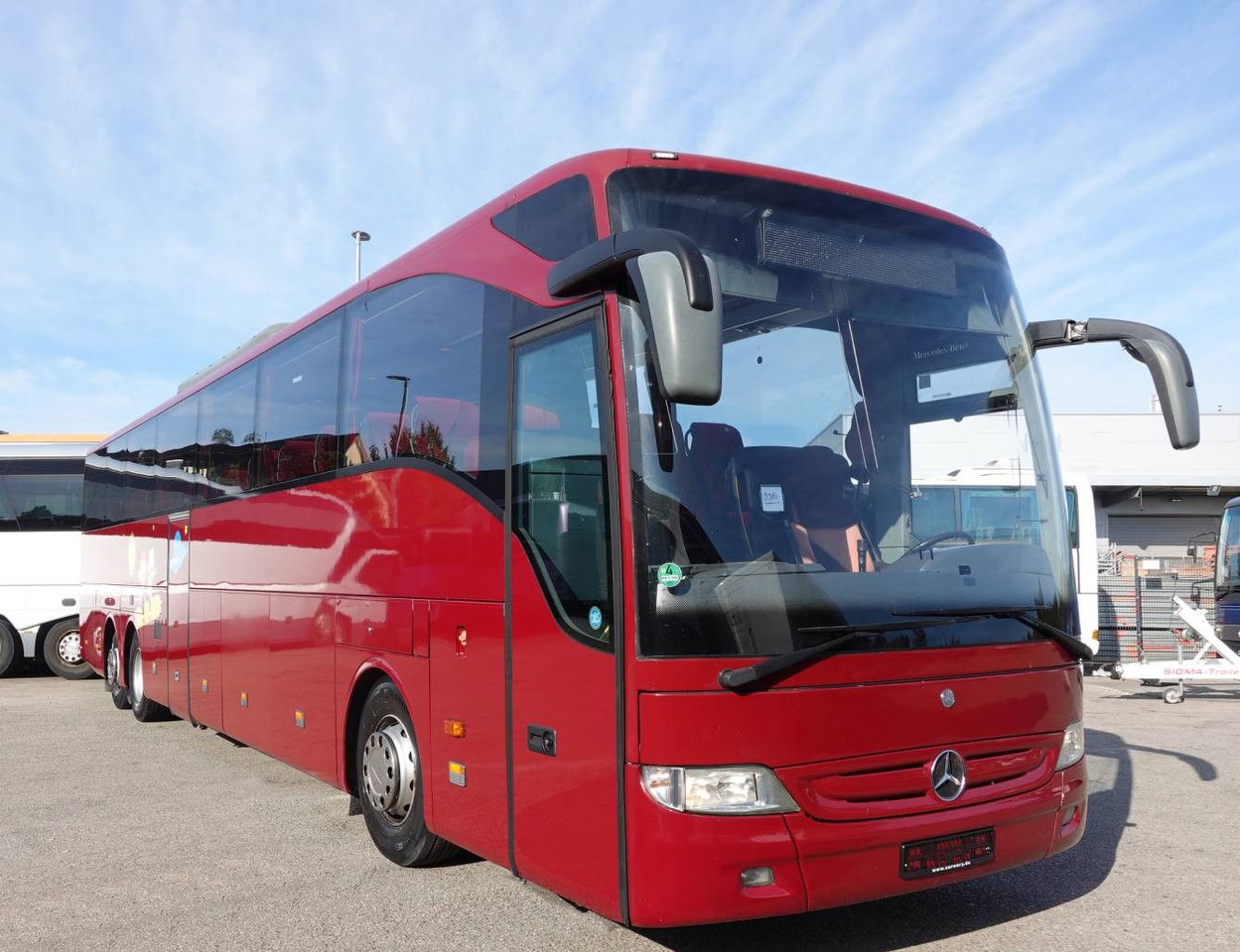 Mercedes-Benz O 350-17 RHDL Tourismo*61 Sitze*EURO5*WC*Travego - 대형 버스 : 사진 1 Mercedes-Benz O 350-17 RHDL Tourismo*61 Sitze*EURO5*WC*Travego - 대형 버스 : 사진 1