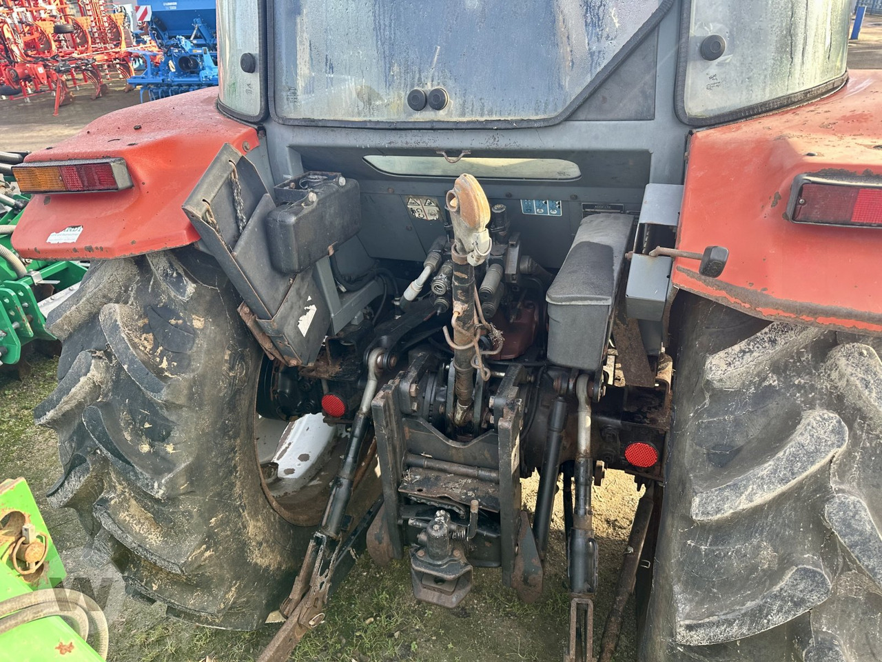 장궤형 트랙터 Massey Ferguson 4235 : 사진 9