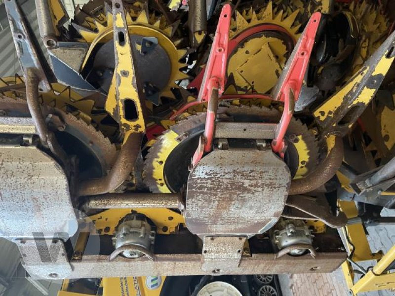 New Holland 490 FIE - 유채 헤더 확장 : 사진 4 New Holland 490 FIE - 유채 헤더 확장 : 사진 4