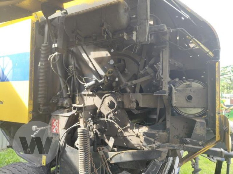 New Holland BR 750 - 원형 베일러 : 사진 3 New Holland BR 750 - 원형 베일러 : 사진 3