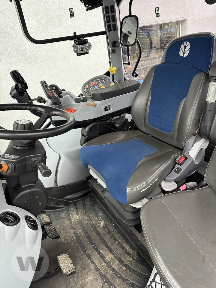 New Holland T 6.145 DC - 장궤형 트랙터 : 사진 3 New Holland T 6.145 DC - 장궤형 트랙터 : 사진 3