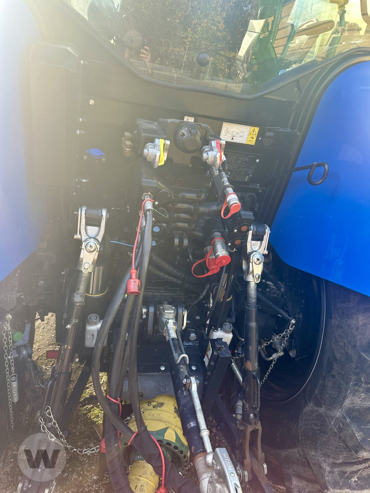 New Holland T6.180 - 장궤형 트랙터 : 사진 4 New Holland T6.180 - 장궤형 트랙터 : 사진 4