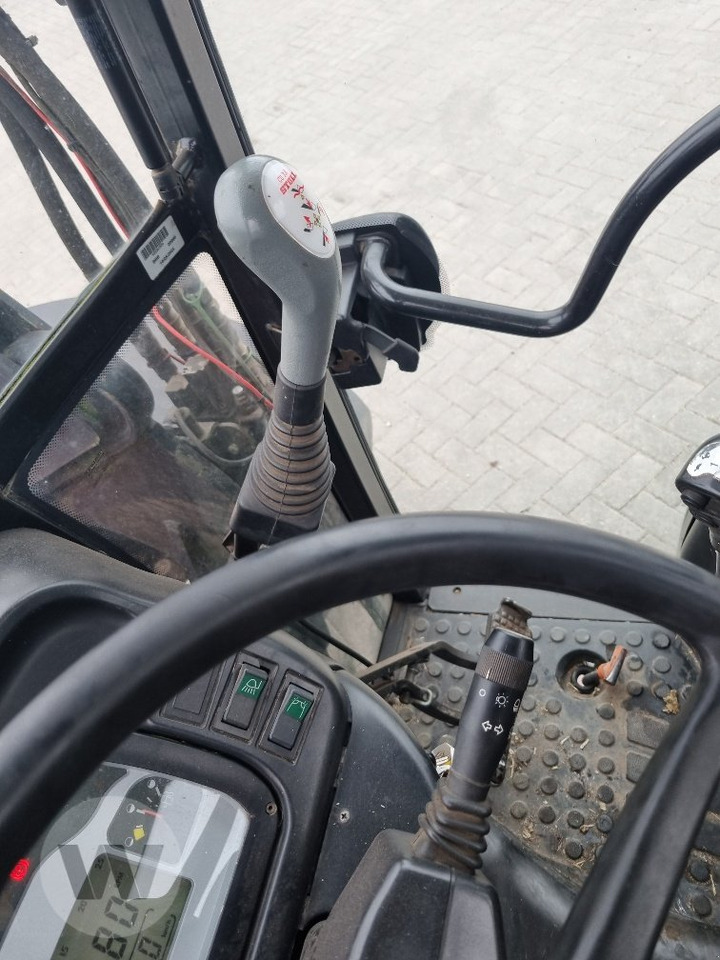 Steyr 375 Kompakt - 장궤형 트랙터 : 사진 3 Steyr 375 Kompakt - 장궤형 트랙터 : 사진 3