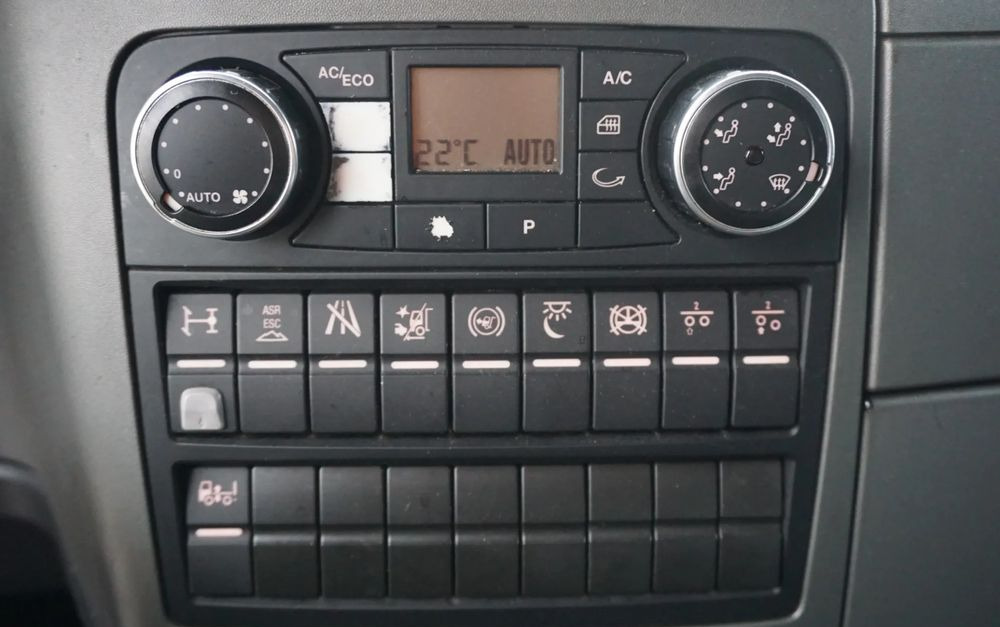 MAN 2 szt. Low-Deck i Standard TGX 18.440 - 트랙터 유닛 : 사진 5 MAN 2 szt. Low-Deck i Standard TGX 18.440 - 트랙터 유닛 : 사진 5